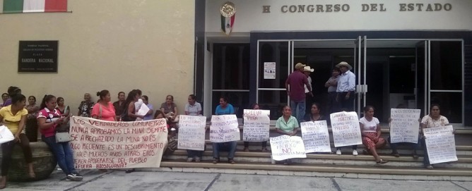 Grupo ‘priista’ de Zacualpan se dice pacifista y exige elecciones