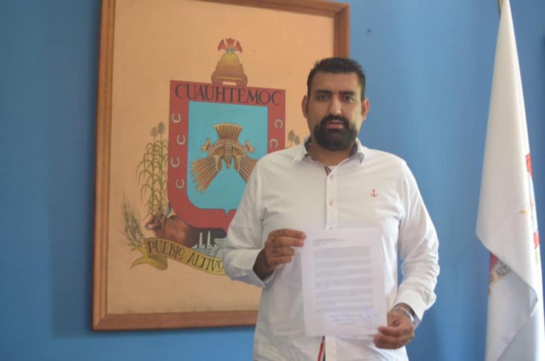 Renuncia Rafa Mendoza al PAN y se declara independiente