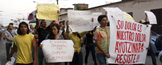 Marcharán del Isenco a Palacio de Gobierno por Ayotzinapa