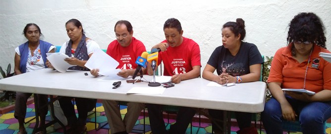 Visitarán Colima padres de normalistas de Ayotzinapa