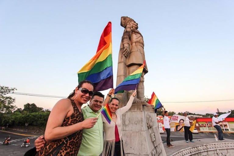 Colima será gay-friendly: Martha Zepeda