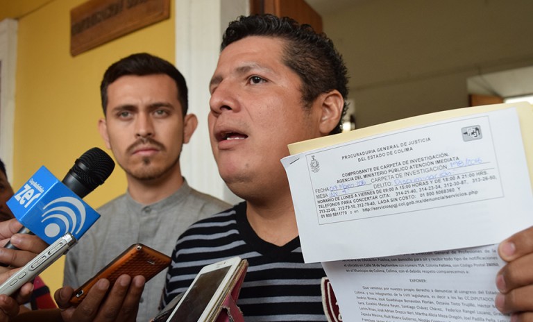 Denuncian penalmente a los 25 diputados de Colima