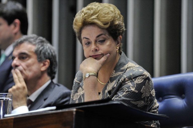 Destituyen a Dilma como presidenta de Brasil