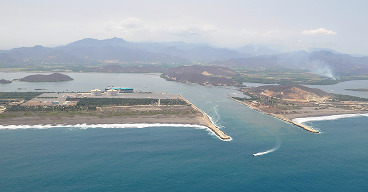 Advierten ecocidio en Laguna de Cuyutlán por ampliación del puerto